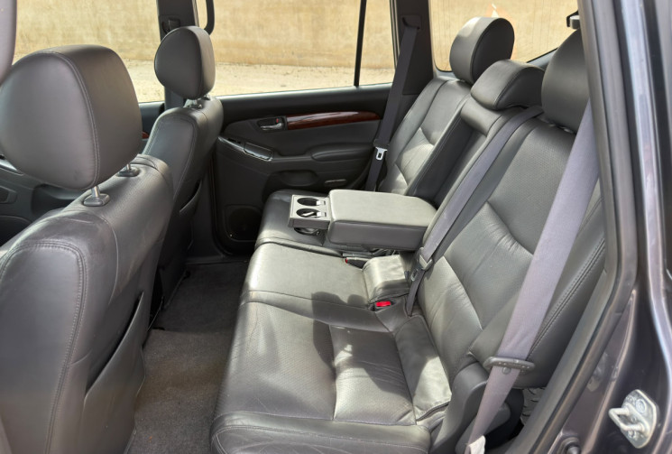Toyota Land Cruiser KDJ120 SERIES 3.0 D-4D LOUNGE BVA - 8 PLACES / ATTELAGE 