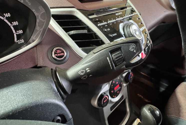 Ford Fiesta VI GARANTIE 1 AN GPL 3 portes 1.4 i 96 cv