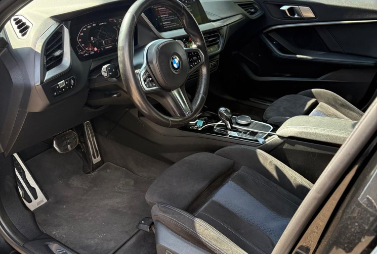BMW Série 1 M135i 2.0i XDIVRE F40 306ch