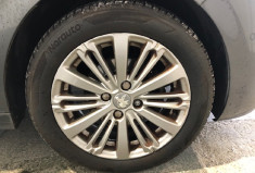 Peugeot 208 1.2  82 cv ALLURE CAMERA DE RECUL