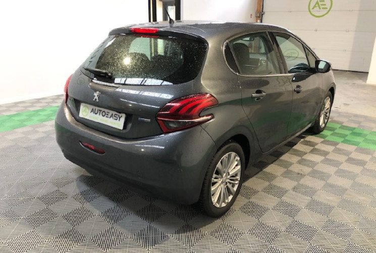 Peugeot 208 1.2  82 cv ALLURE CAMERA DE RECUL
