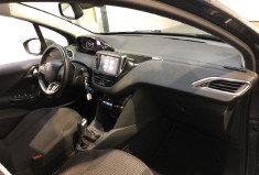 Peugeot 208 1.2  82 cv ALLURE CAMERA DE RECUL