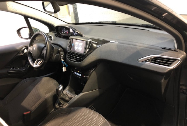 Peugeot 208 1.2  82 cv ALLURE CAMERA DE RECUL