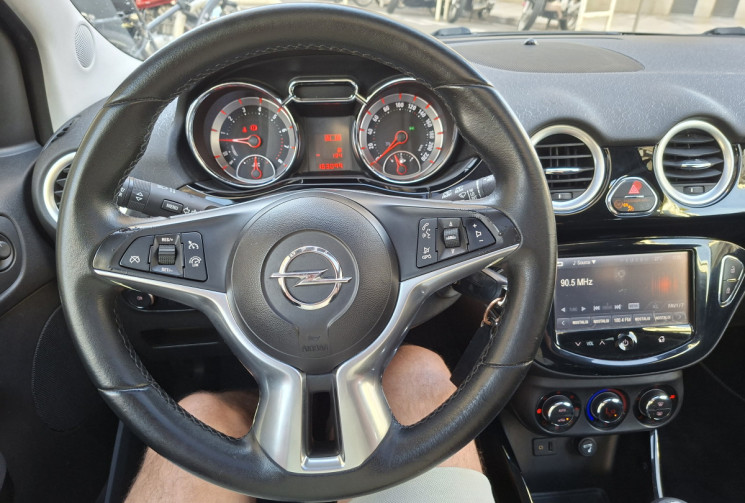 Opel Adam 1.4 i 16V Twinport ecoFLEX 87 CH TOIT PANORAMIQUE