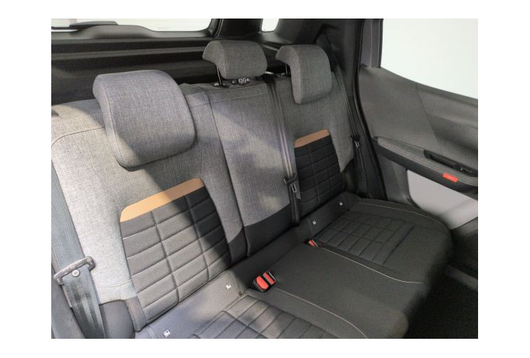 Citroen C3 AIRCROSS II Plus Hybride 145 ch Aut Gris Mercury