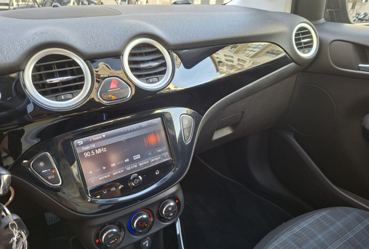 Opel Adam 1.4 i 16V Twinport ecoFLEX 87 CH TOIT PANORAMIQUE