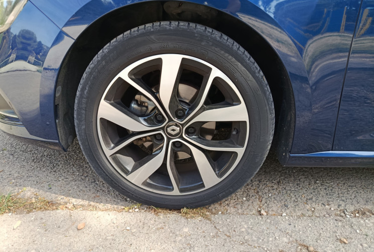 Renault Megane 1.3 Tce 140ch - Bose Edition - Française - Suivi complet