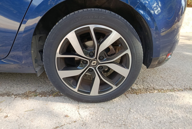 Renault Megane 1.3 Tce 140ch - Bose Edition - Française - Suivi complet