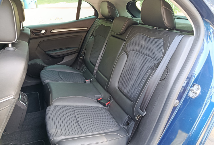 Renault Megane 1.3 Tce 140ch - Bose Edition - Française - Suivi complet