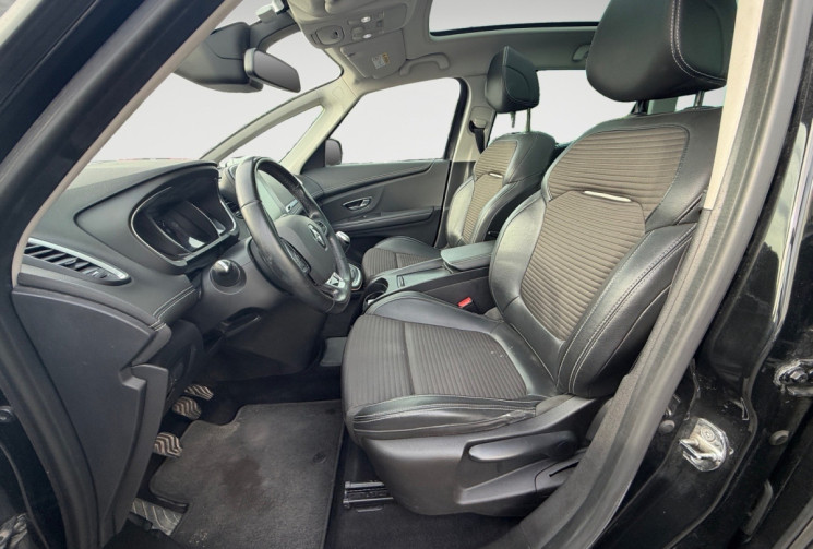 Renault GRAND SCENIC 1.6 DCi 130ch 7 places - INTENS