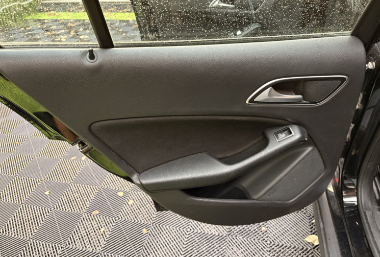 Mercedes GLA 180d 1.5 CDI 109CV BUSINESS