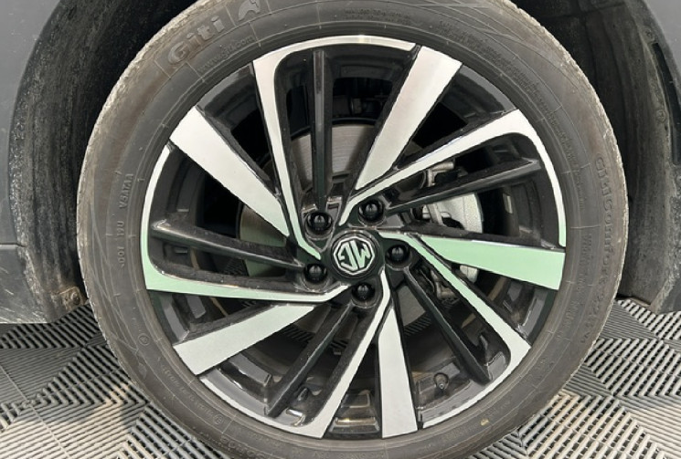 MG ZS 1.5 LUXURY hybrid non rechargeable 