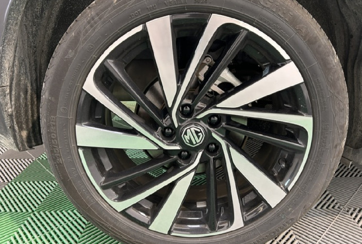 MG ZS 1.5 LUXURY hybrid non rechargeable 