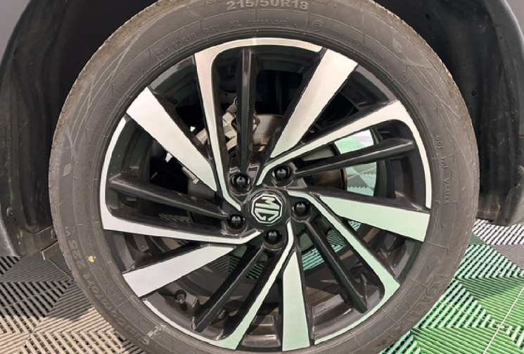 MG ZS 1.5 LUXURY hybrid non rechargeable 