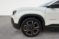 Jeep Avenger 1.2 TURBO T3 100 ALTITUDE +