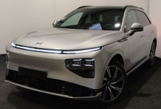 Xpeng G9 - Long Range Silver Frost