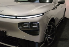 Xpeng G9 - Long Range Silver Frost