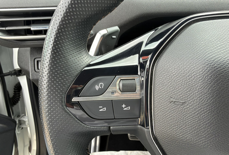 Peugeot 3008 1.2 PURETECH GT 130 CH EAT8 / ATTELAGE / CARPLAY / DISTRIBUTION A JOUR
