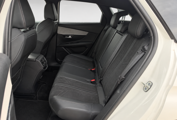 Peugeot 3008 1.2 PURETECH GT 130 CH EAT8 / ATTELAGE / CARPLAY / DISTRIBUTION A JOUR