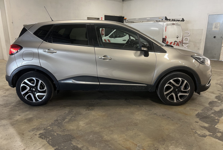 Renault Captur 1.2 TCe Intens / KM Faible / Entretien Renault  / Intérieur Cuir / Sièges chauffants