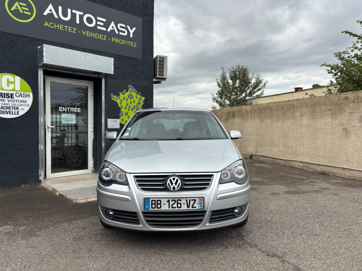Volkswagen Polo  IV phase 2 1.4 TDI 80ch Elle / CLIM / XENON / BLUETOOH / REVISEE / GARANTIE