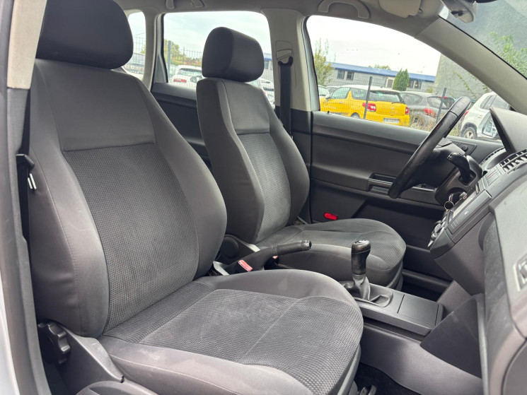 Volkswagen Polo  IV phase 2 1.4 TDI 80ch Elle / CLIM / XENON / BLUETOOH / REVISEE / GARANTIE