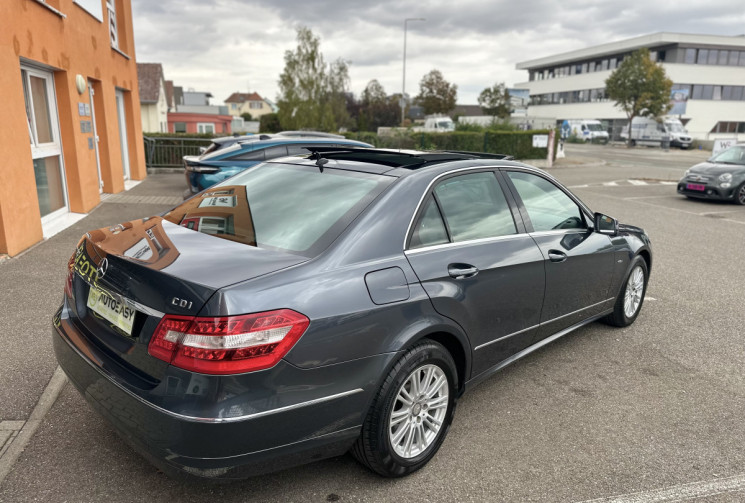 Mercedes CLASSE E 250 CDI ELEGANCE EXECUTIVE BVA / ENTRETIEN EXCLUSIF MERCEDES