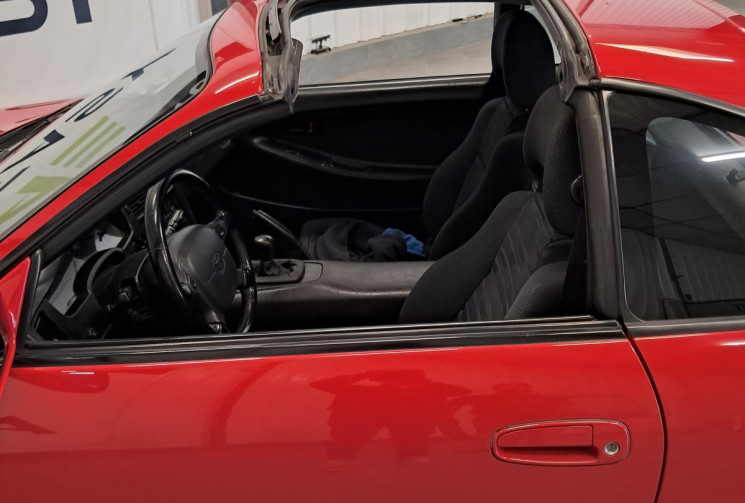 Toyota MR 2 MK2 SW20 2.0 GT-i 16 Rev 3 T-Bar ( TARGA ) - 3 eme  main - suivi entretien -