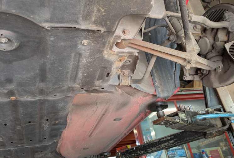 Toyota MR 2 MK2 SW20 2.0 GT-i 16 Rev 3 T-Bar ( TARGA ) - 3 eme  main - suivi entretien -
