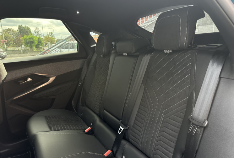 Peugeot 3008  1.2 Hybrid 145ch GT e-DCS6