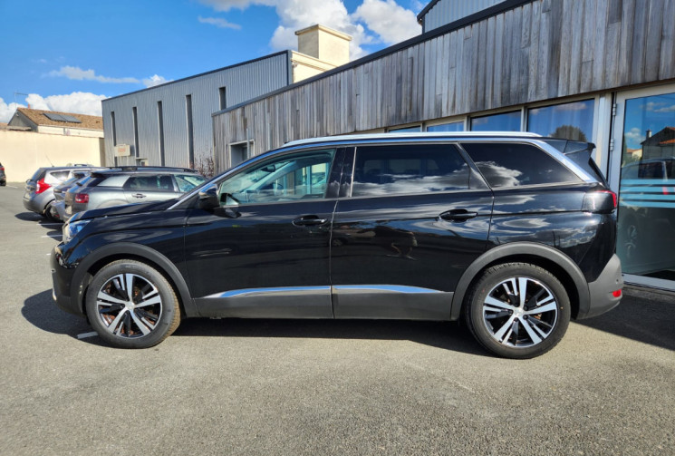 Peugeot 5008  II 1.5 DCI130 FINITION ALLURE / 7 PLACES / TRES BON ÉTAT  / GARANTIE 12 MOIS
