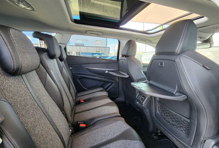 Peugeot 5008  II 1.5 DCI130 FINITION ALLURE / 7 PLACES / TRES BON ÉTAT  / GARANTIE 12 MOIS
