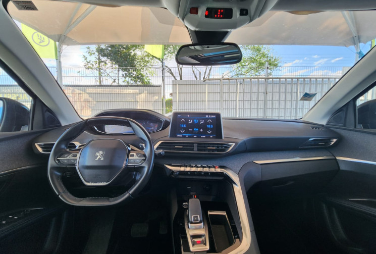 Peugeot 5008  II 1.5 DCI130 FINITION ALLURE / 7 PLACES / TRES BON ÉTAT  / GARANTIE 12 MOIS