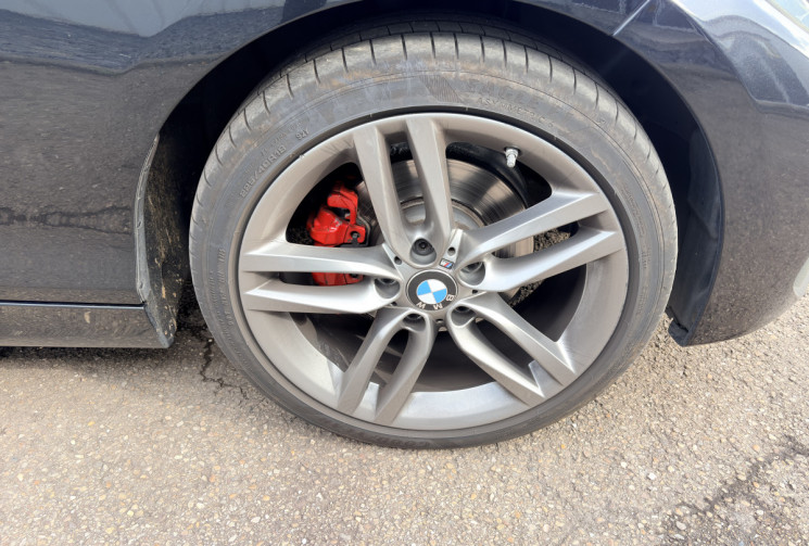 BMW Série 1 120d x Drive 190 cv M Sport 3 Portes BVA/ Apple Carplay/ Véhicule super suivi