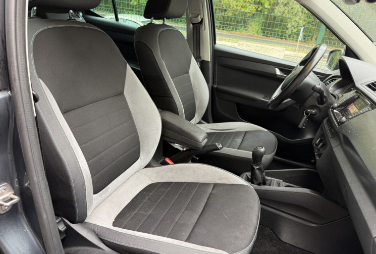 Skoda Fabia 1.0 MPI 75 TOUR DE FRANCE * CARPLAY * ENTRETIEN ET CT OK * GARANTIE 6 MOIS