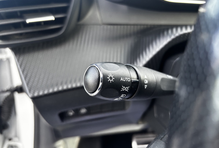 Peugeot 208 1.2 PureTech 130ch - GT Line 