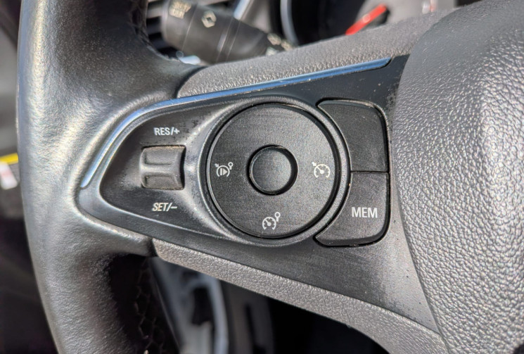 Opel Grandland X  1.2 i Turbo 130 INNOVATION / 1ERE MAIN / GARANTIE 12 MOIS