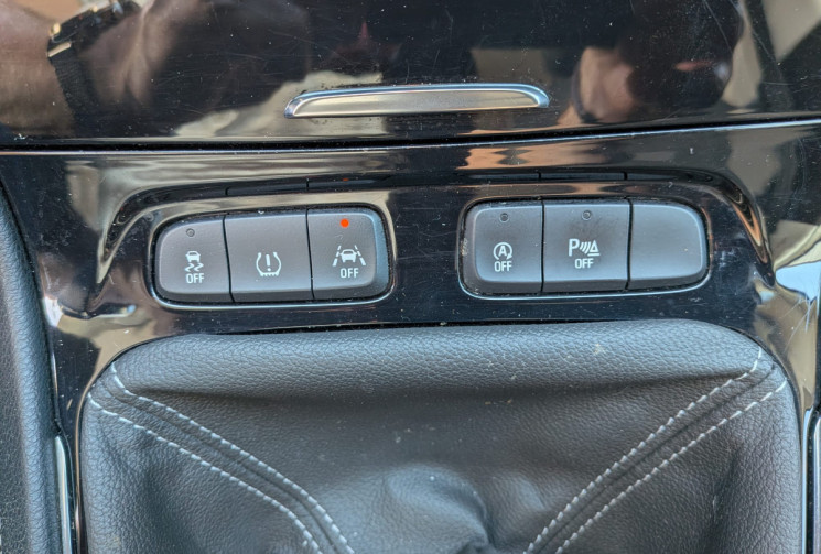 Opel Grandland X  1.2 i Turbo 130 INNOVATION / 1ERE MAIN / GARANTIE 12 MOIS