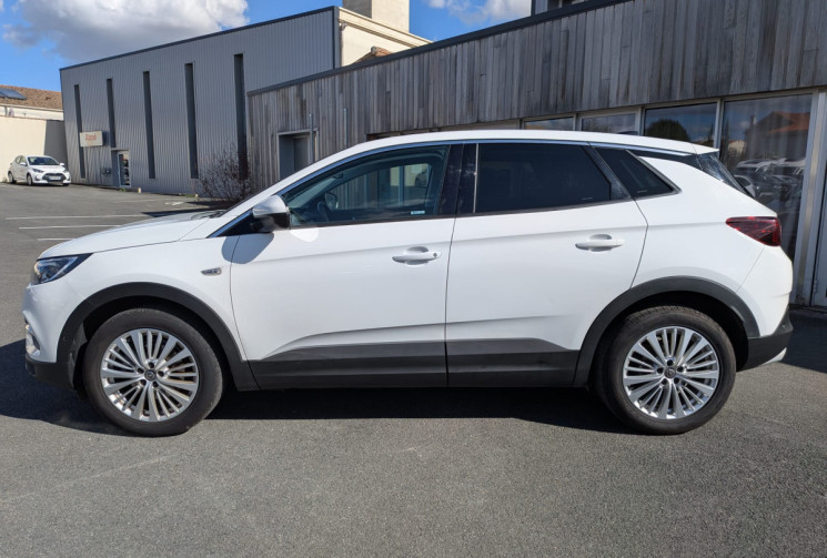 Opel Grandland X  1.2 i Turbo 130 INNOVATION / 1ERE MAIN / GARANTIE 12 MOIS