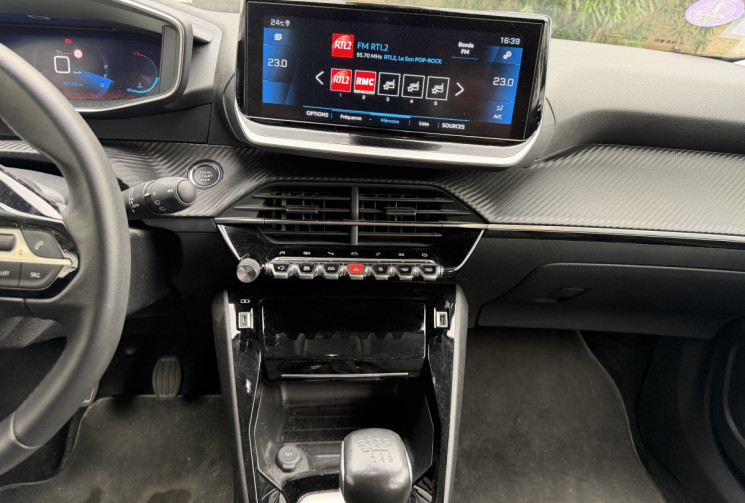 Peugeot 2008 1.2 130 ch ALLURE PACK / SUIVI COMPLET