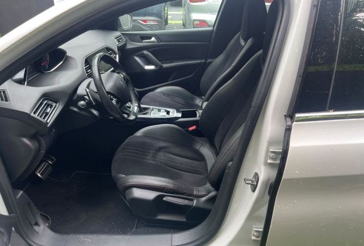 Peugeot 308  II Phase II 1.2 THP 12V EAT6 130 cv GT-LINE