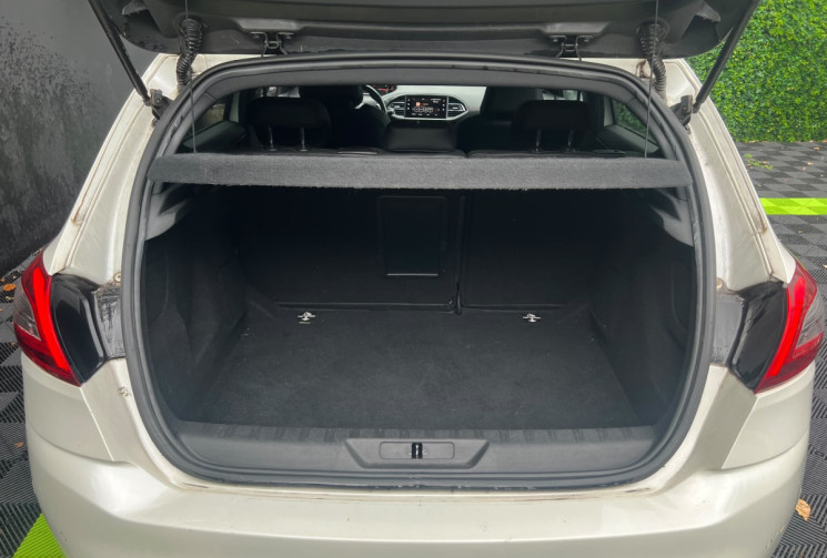 Peugeot 308  II Phase II 1.2 THP 12V EAT6 130 cv GT-LINE
