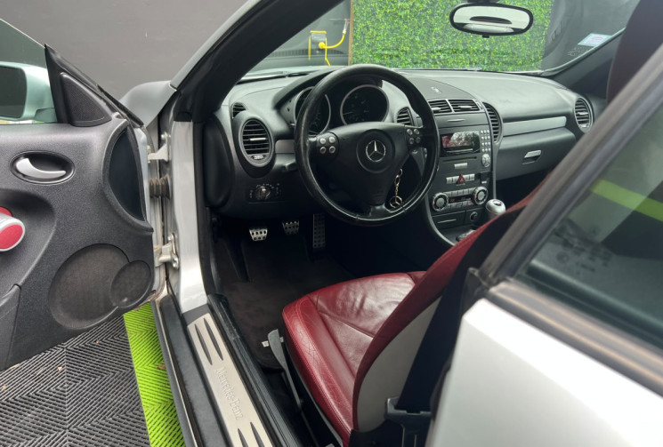 Mercedes SLK 200K 1.8 i 16V 163 cv