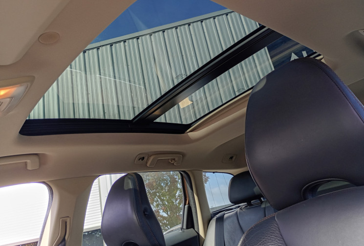 Volvo XC60  D3 Summum Geartronic 163 / Toit Ouvrant 
