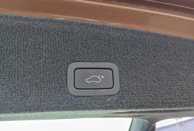 Volvo XC60  D3 Summum Geartronic 163 / Toit Ouvrant 