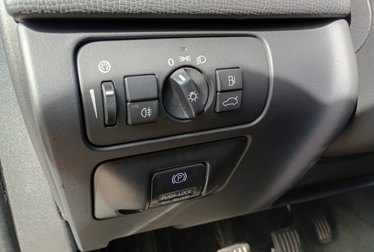 Volvo XC60  D3 Summum Geartronic 163 / Toit Ouvrant 