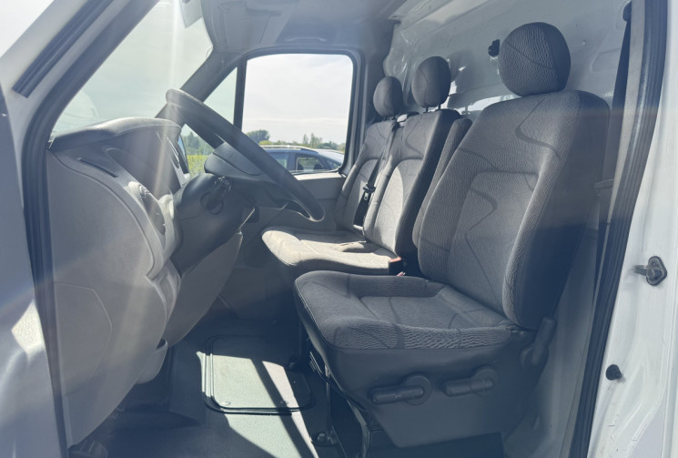 Renault Master II GARANTIE 1 AN L2H2 3.5T 2.5 dCi 120cv