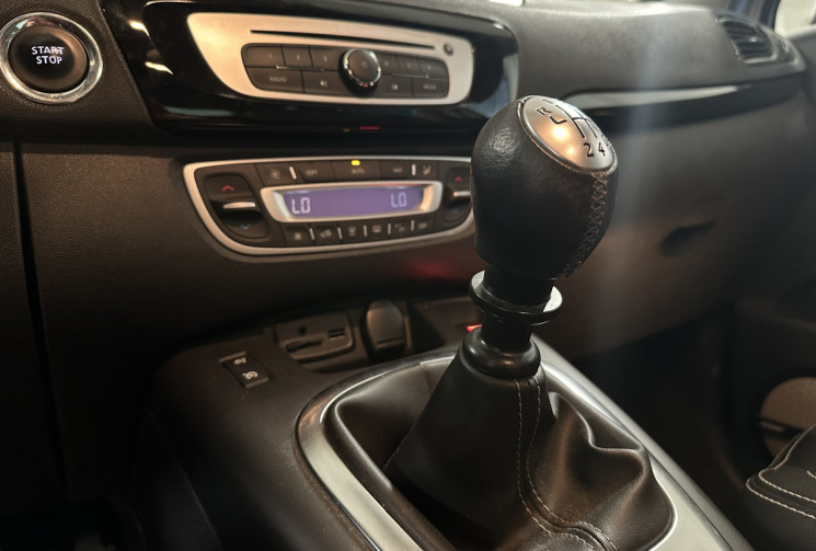 Renault Scénic  1.6 dCi 130 Edition Bose / Entretien rigoureux / Semi-cuir / Caméra de recul