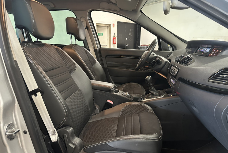 Renault Scénic  1.6 dCi 130 Edition Bose / Entretien rigoureux / Semi-cuir / Caméra de recul