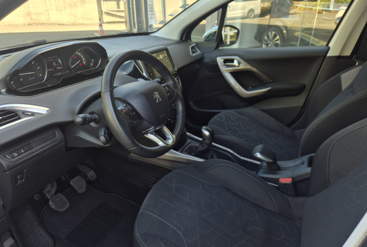 Peugeot 2008 1.6 BlueHDI 100 Style
